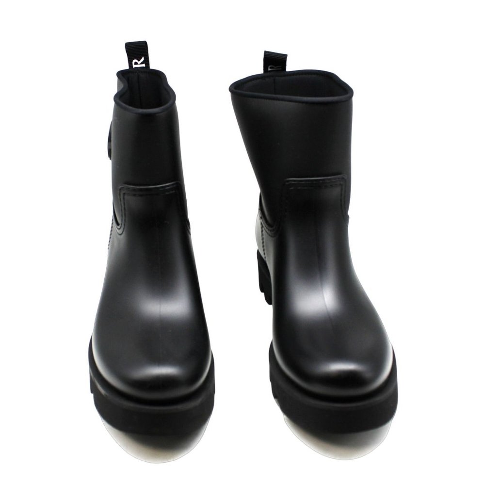 Moncler Women's Ginette Rain Boots - Fashionable Protection for Rainy Days - Picture 2 of 8